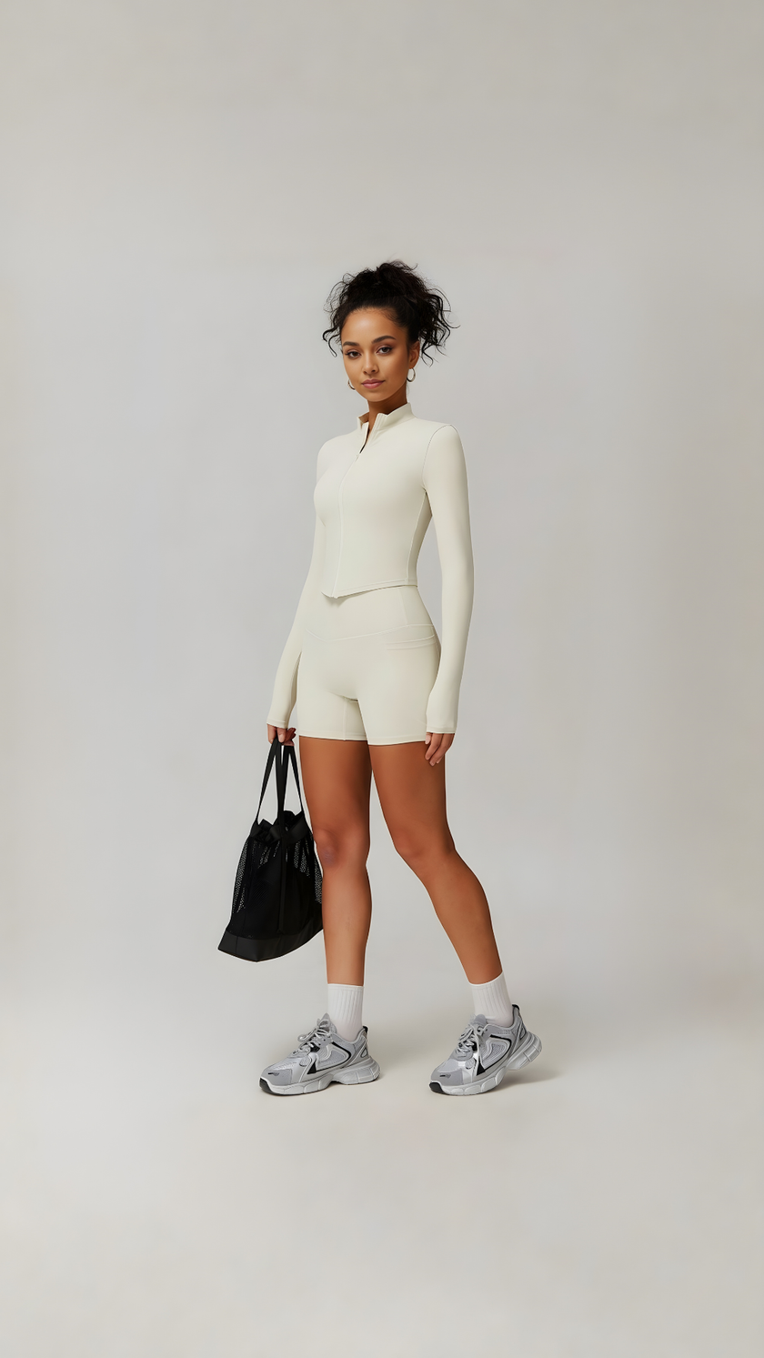 Core Shorts - Beige - AIRE