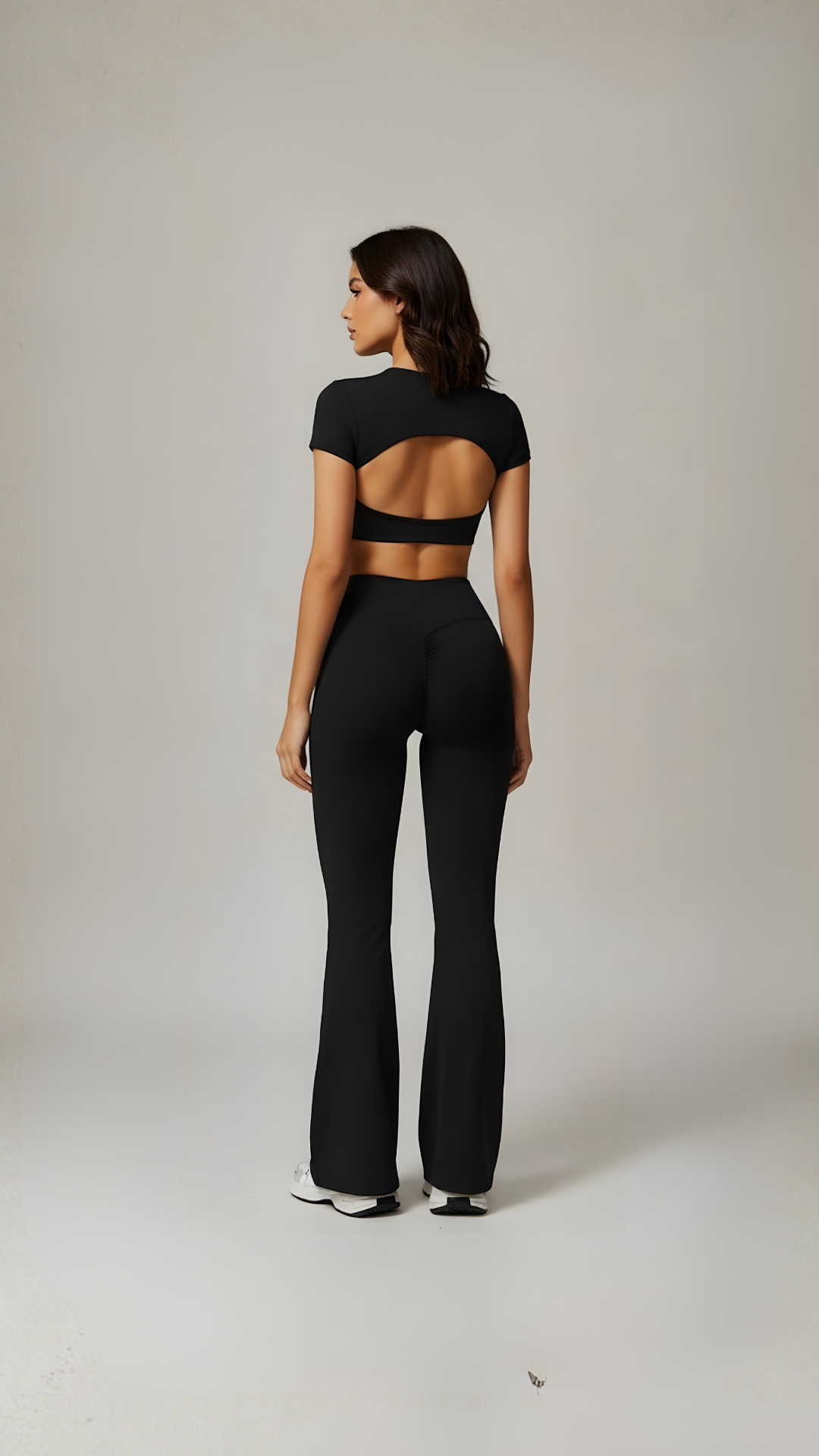 Flow Top - Black - AIRE